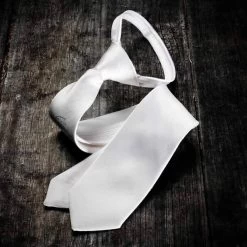 Equiline Men's Quick Tie - White